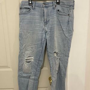 Uniqlo Boyfriend Jeans in Light Denim with rips